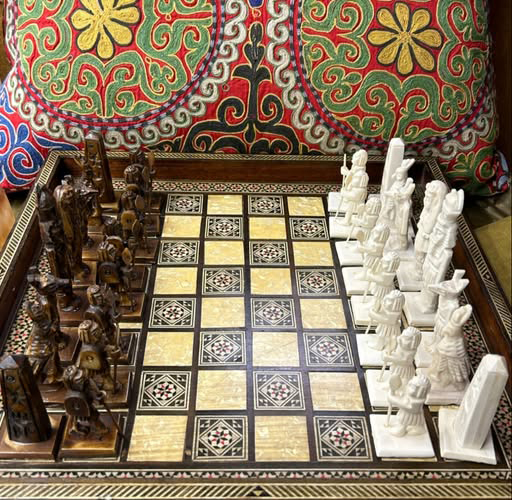 Cờ vua Ba Tư – Shatranj&nbsp;chess